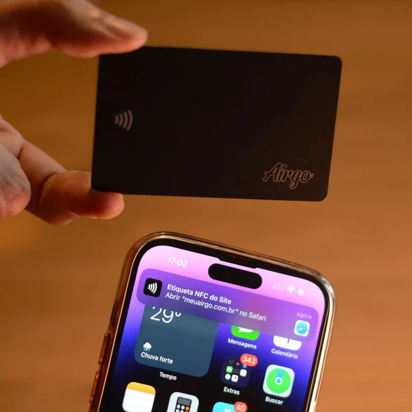 Black Card: Cartão de Visitas Inteligente